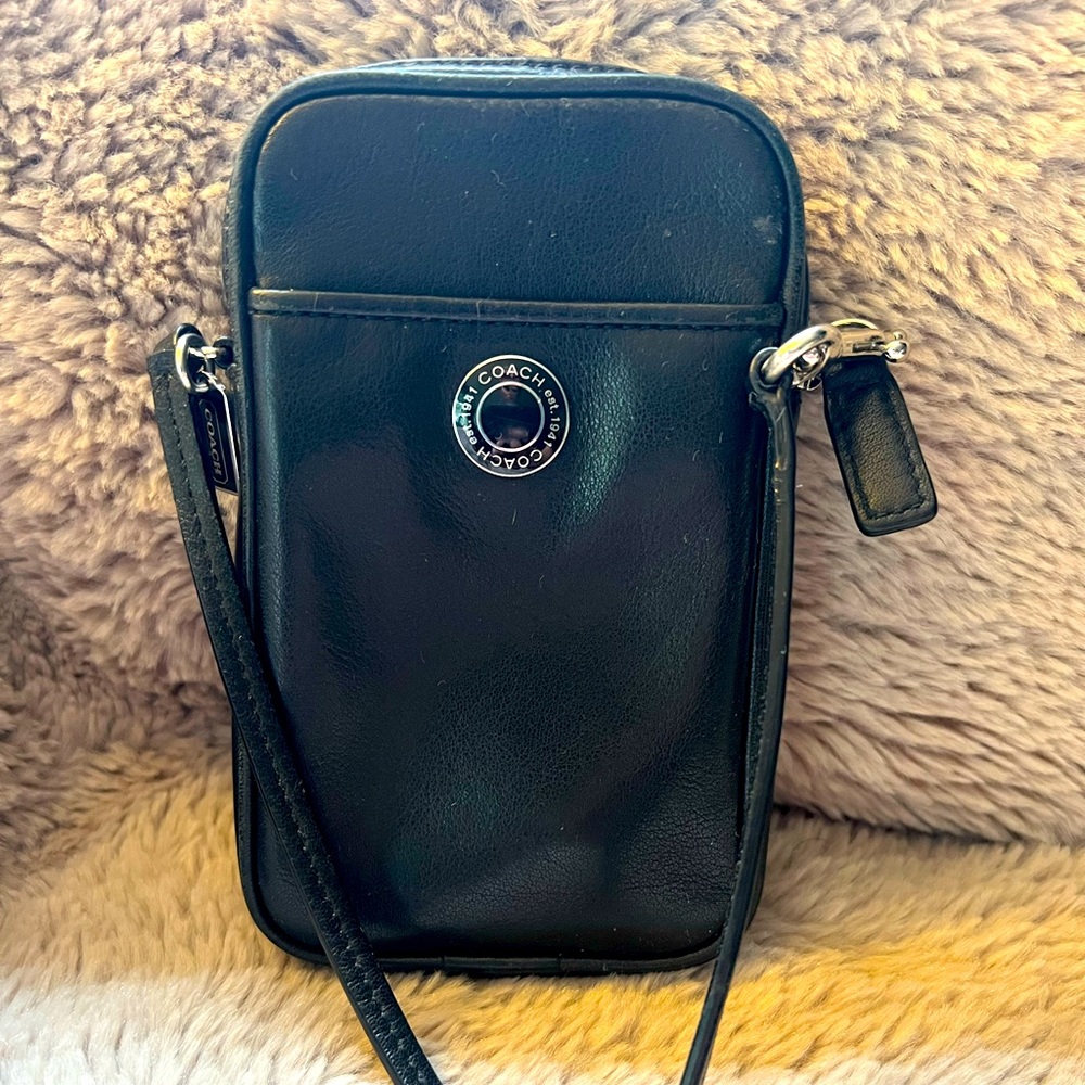 Black Leather Coach Wristlet